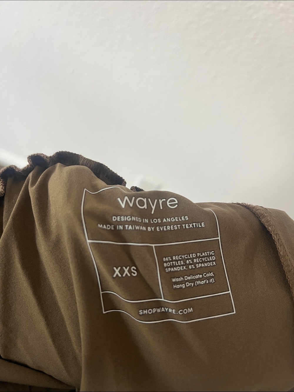 Wayre Flow Shorts in fern green size XXS - Picture 3 of 5